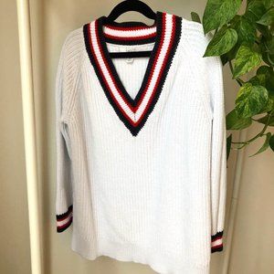 1901 V-neck sweater